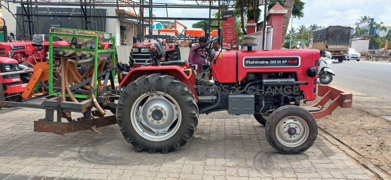 2025 Mahindra 265 Orchard-2