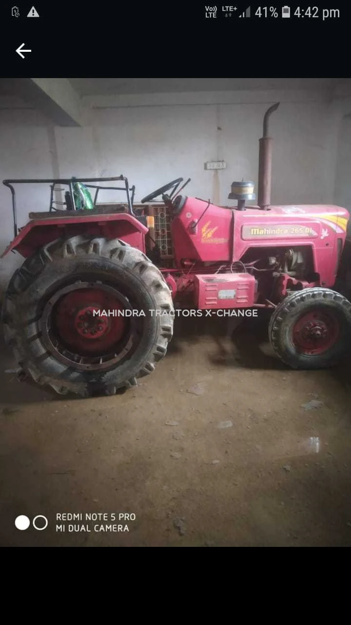 2011 Mahindra 265 DI-1