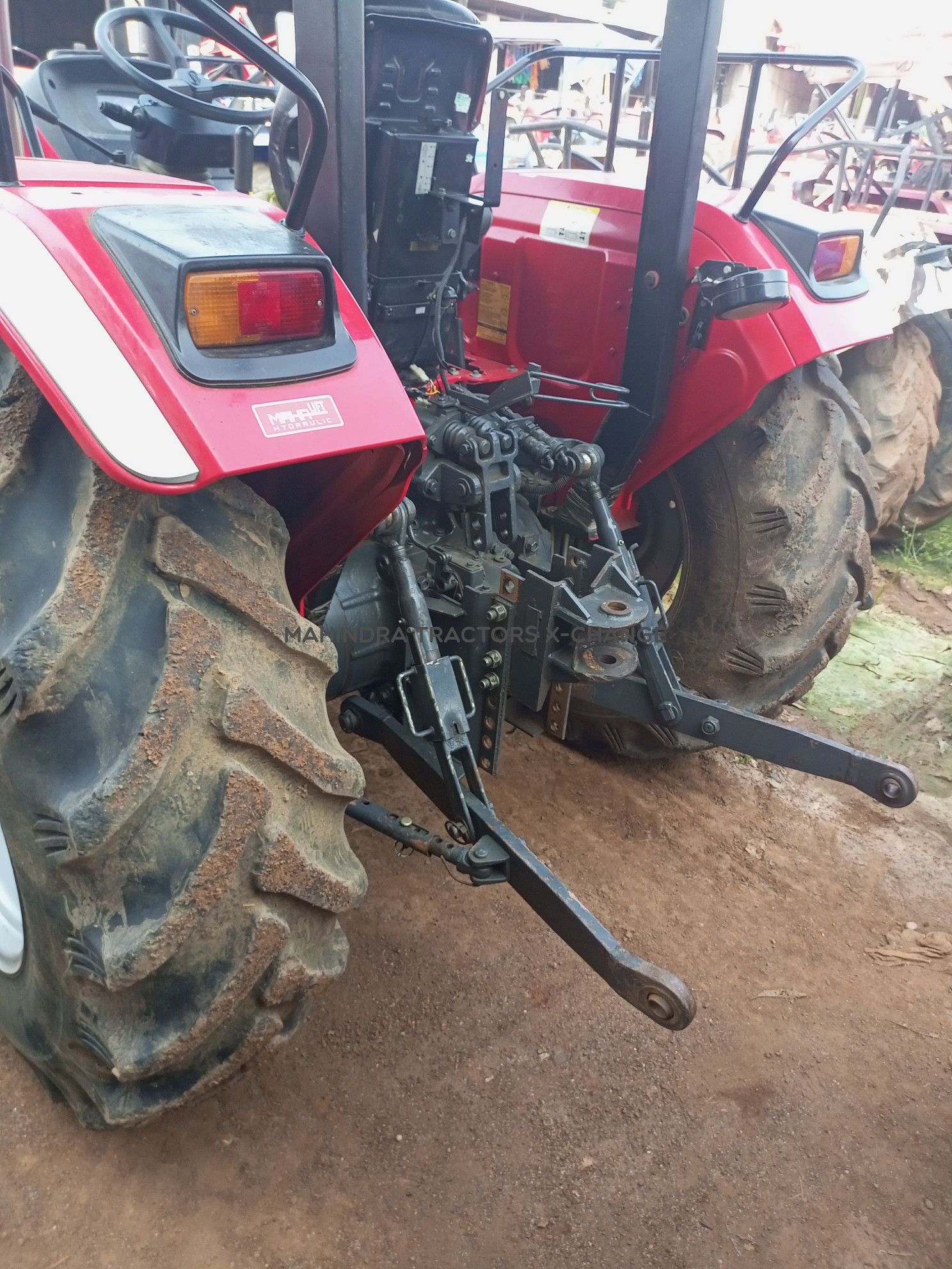 2024 Mahindra 605 NOVO 49.9HP-4