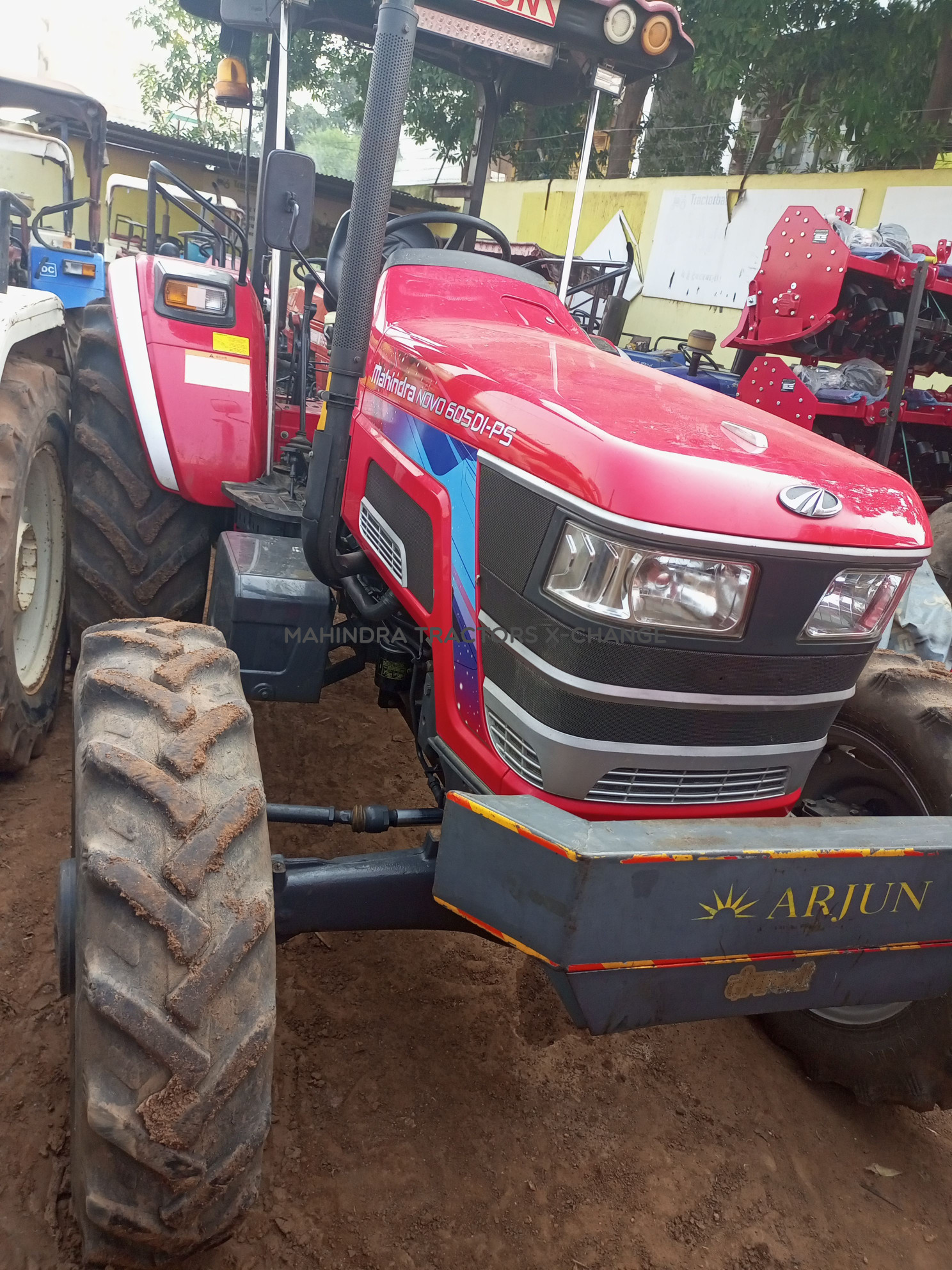 2024 Mahindra 605 NOVO 49.9HP-3