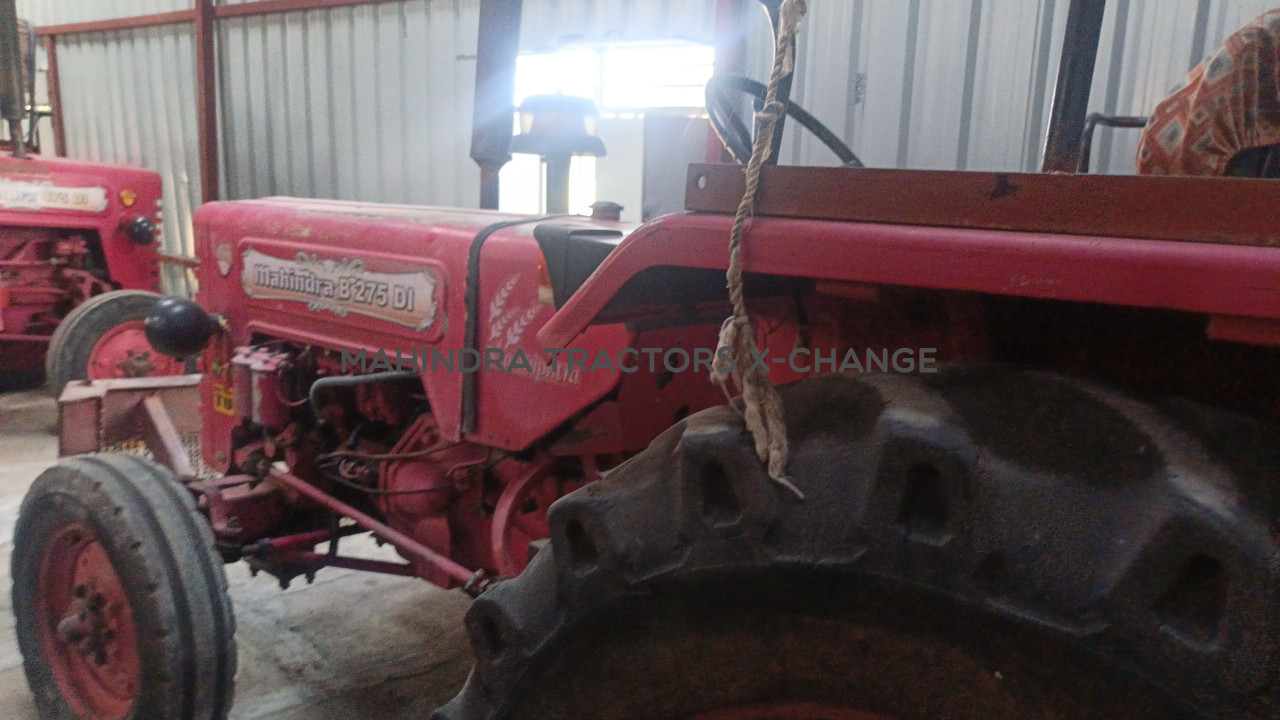 2011 Mahindra 275 DI-3