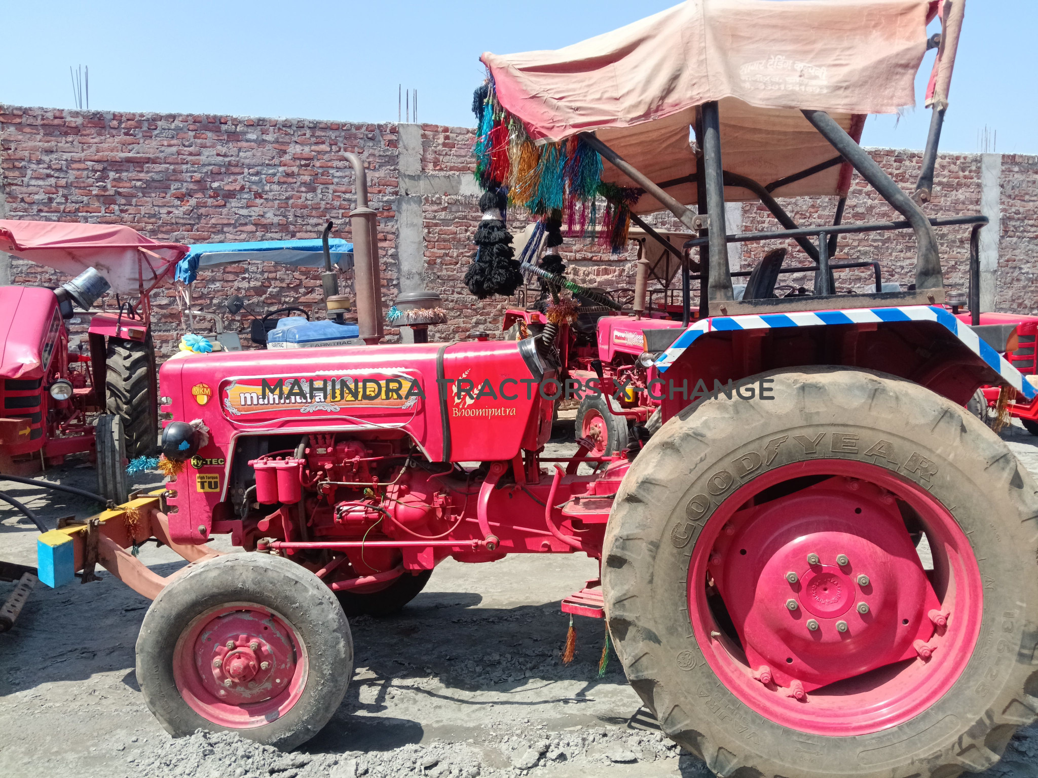2014 Mahindra 275 DI BP-4