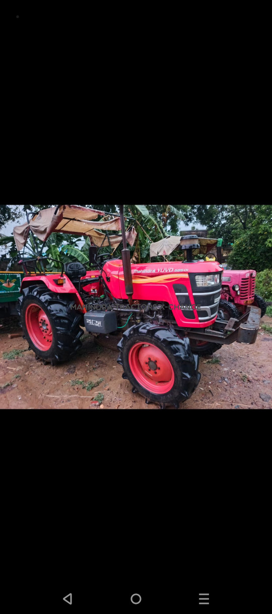 2021 Mahindra YUVO 585 DI 4WD-3