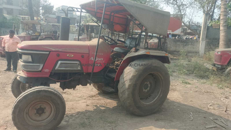 2017 Mahindra 555 ARJUN-4