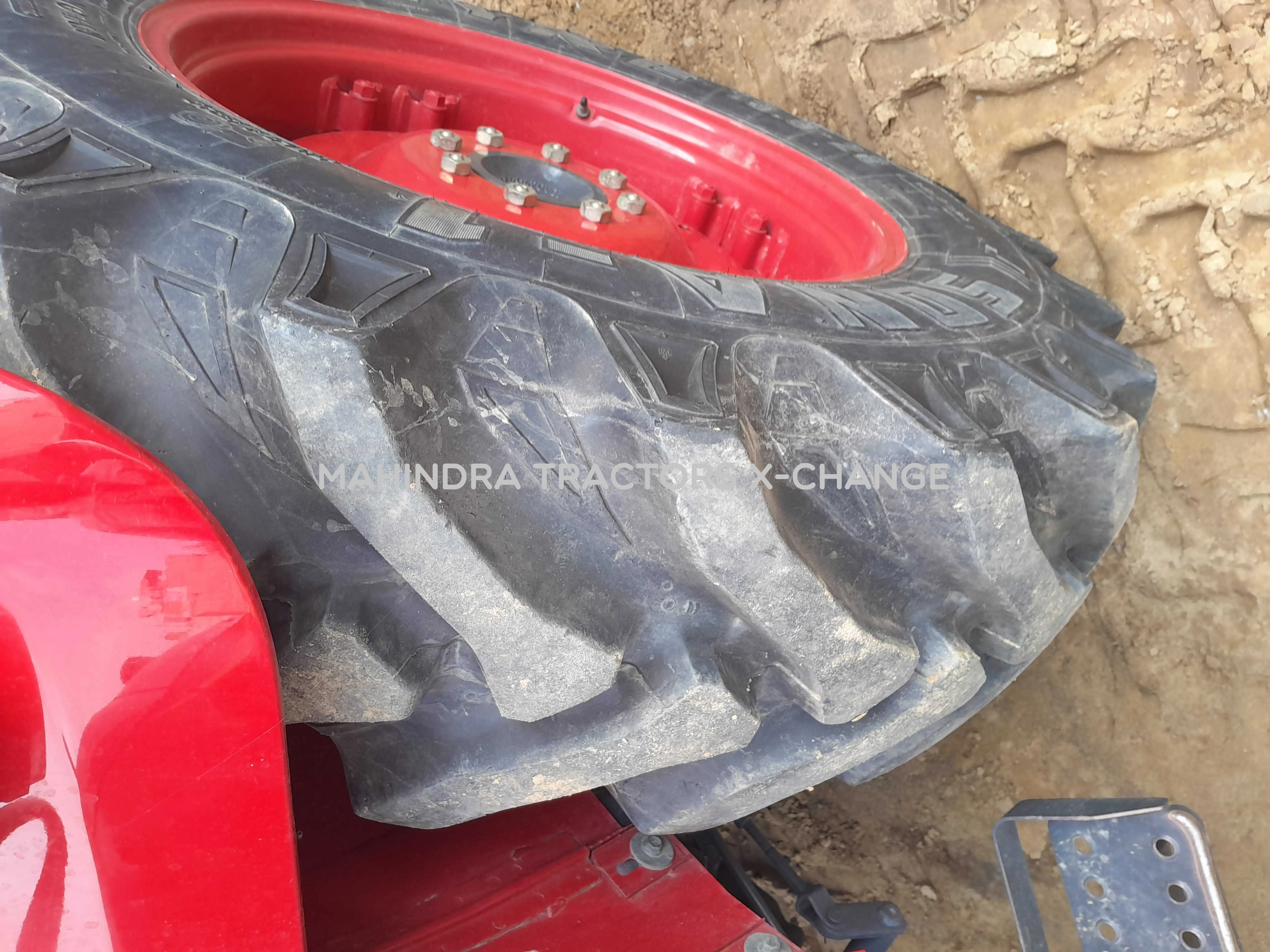 2021 Mahindra Yuvo 575 DI 4WD-4