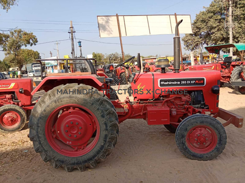 2023 Mahindra 265 DI XP Plus-3