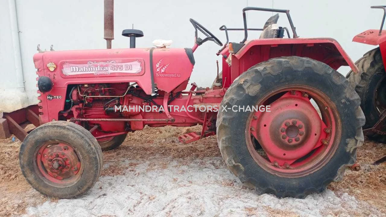 2011 Mahindra 475 DI-4