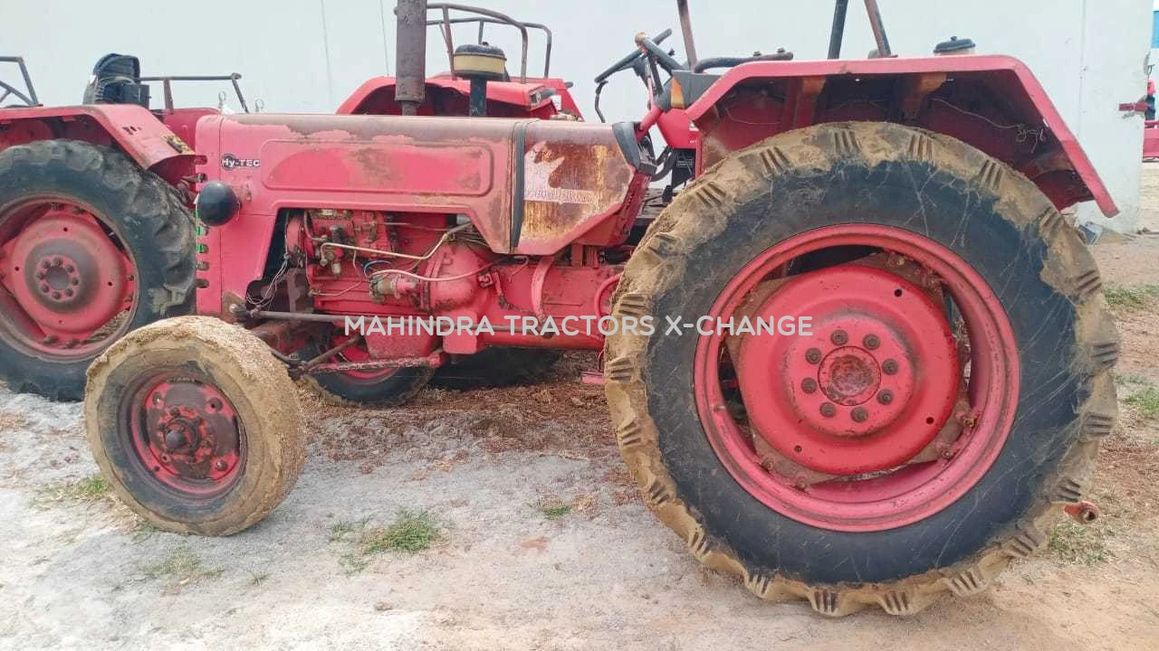 2009 Mahindra 475 DI-4