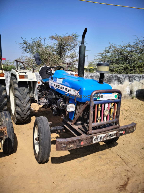 2011 New holland FNH 3230-3