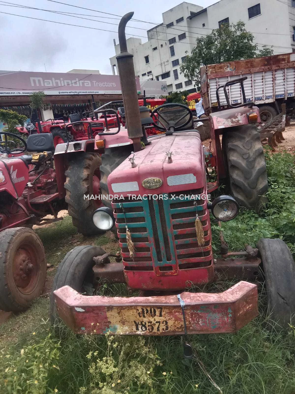 2009 Mahindra 475 DI-1