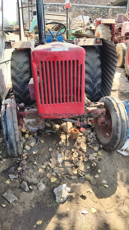 1999 Mahindra 585 DI NST-3