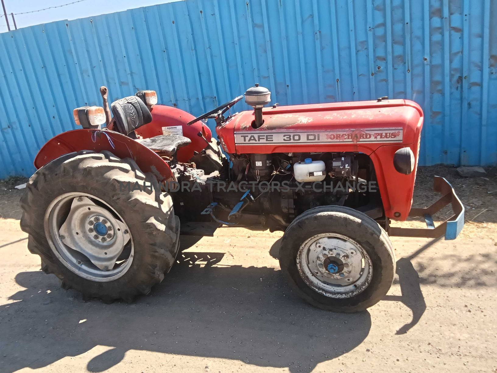 2016 Massey ferguson TAFE 30 DI Orchard Plus-2