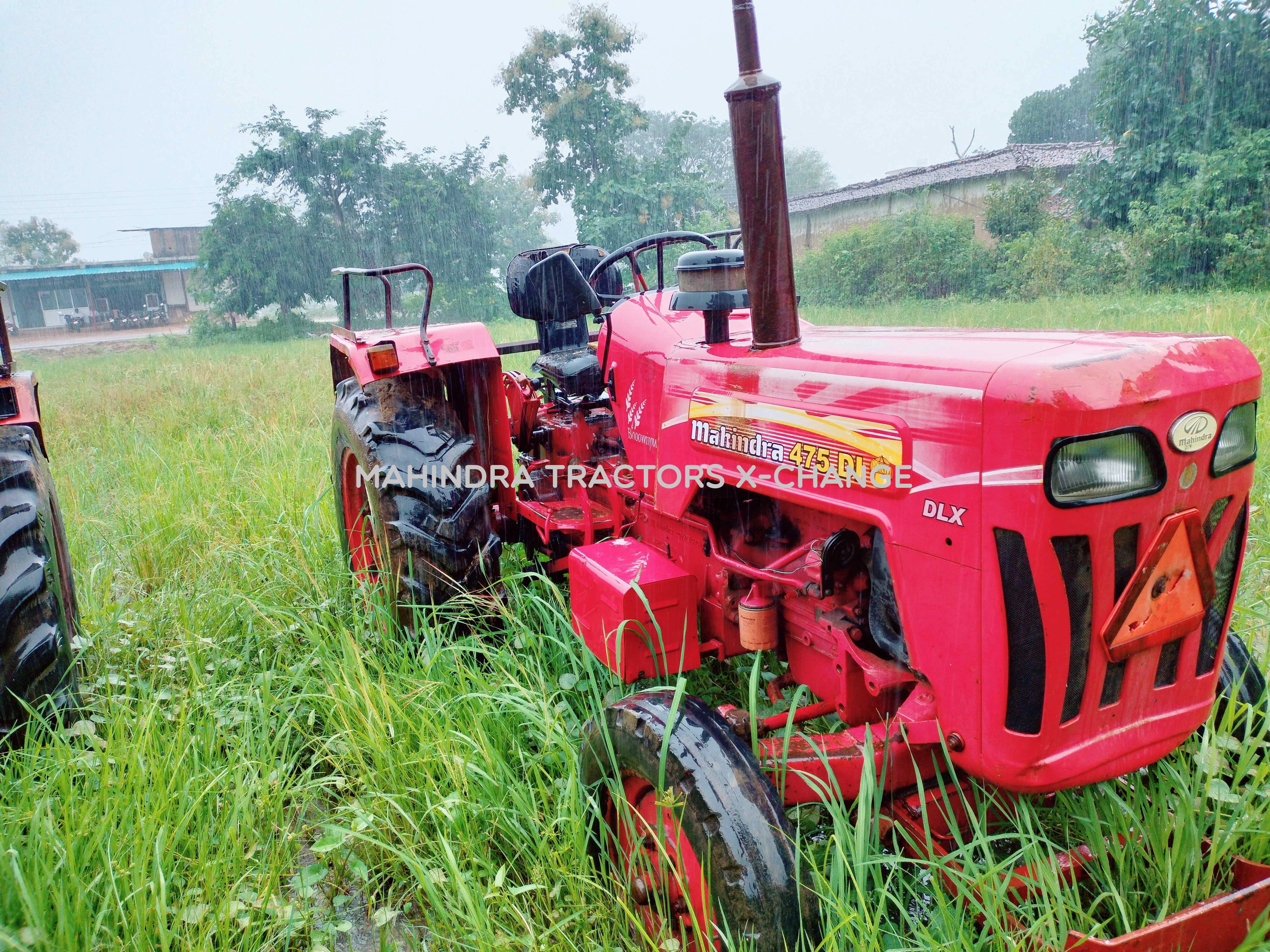 2011 Mahindra 475 DI-2