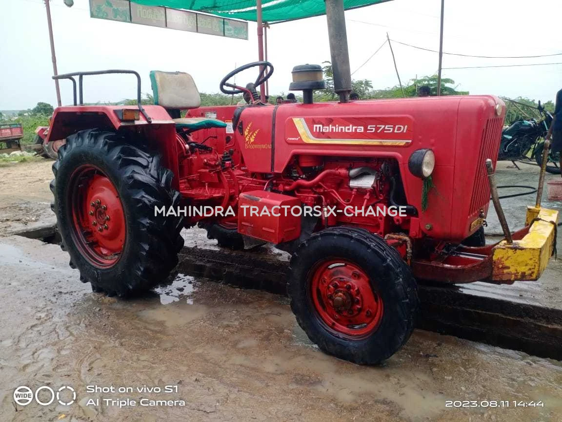 2019 Mahindra 575 DI-3