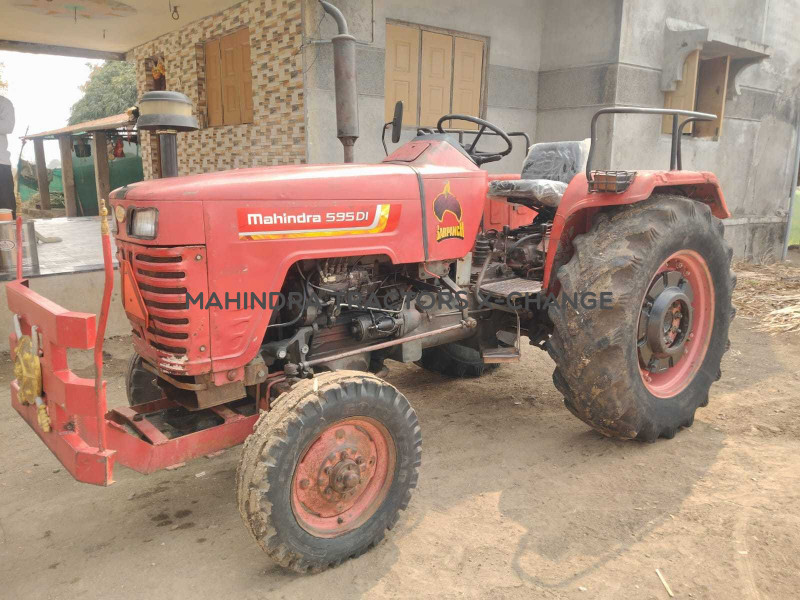 2004 Mahindra 595 DI NST-4
