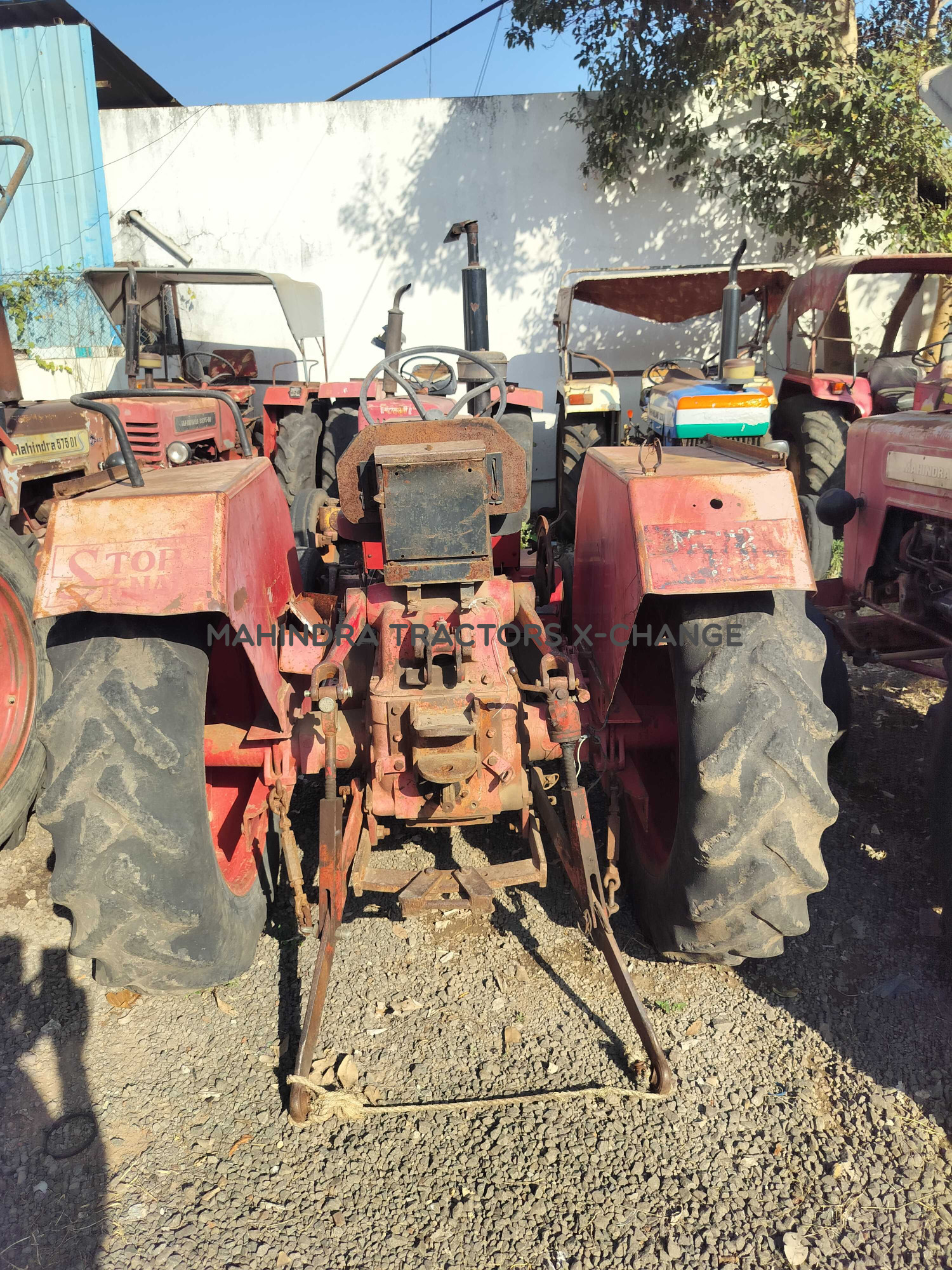 1998 Mahindra 275 DI BP-4