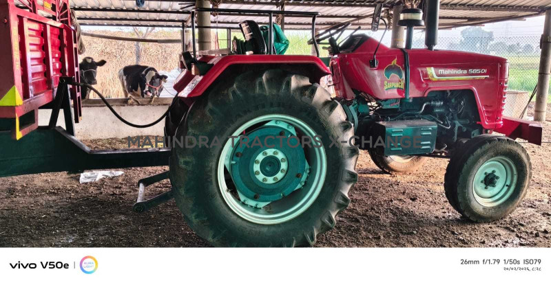 2022 Mahindra 585 DI NST-3