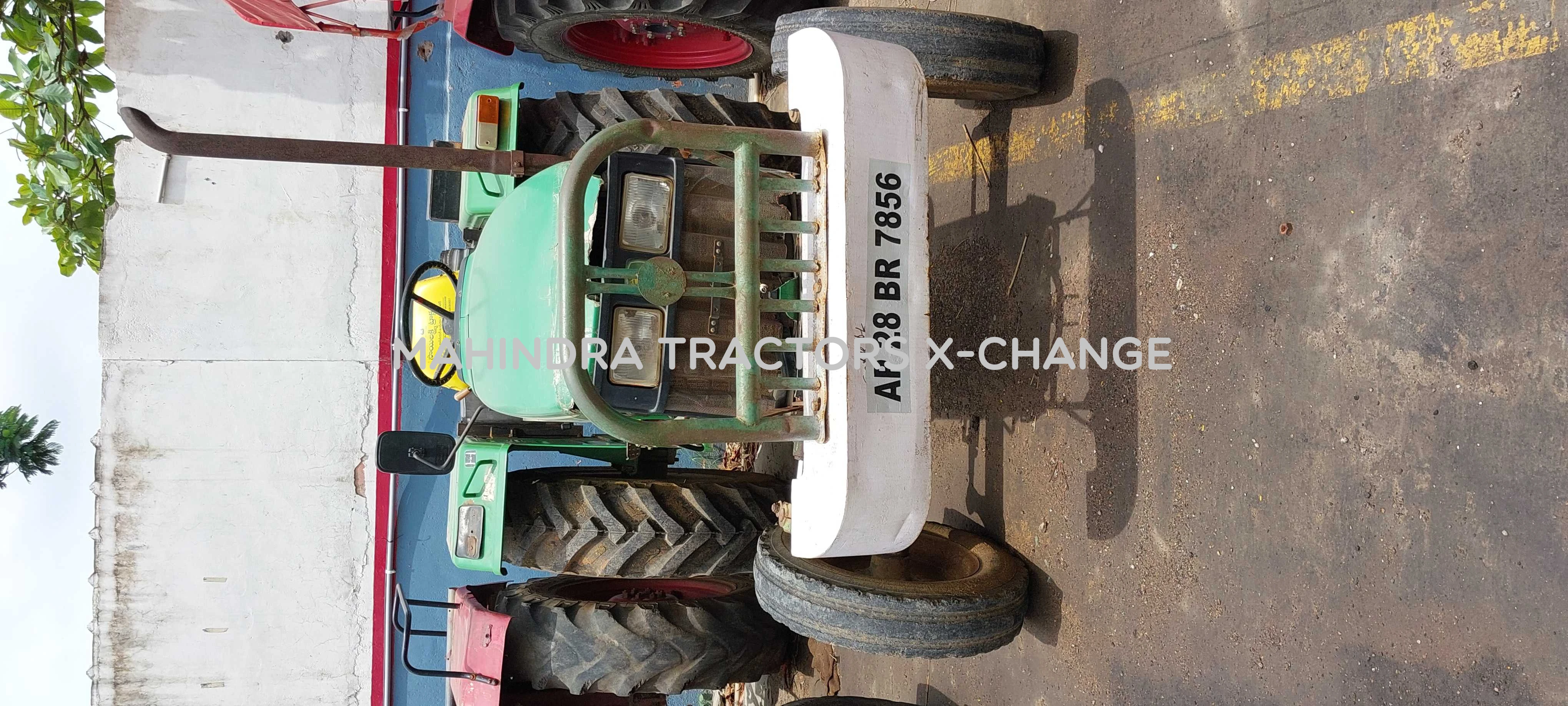 2011 John deere 5038 D-1