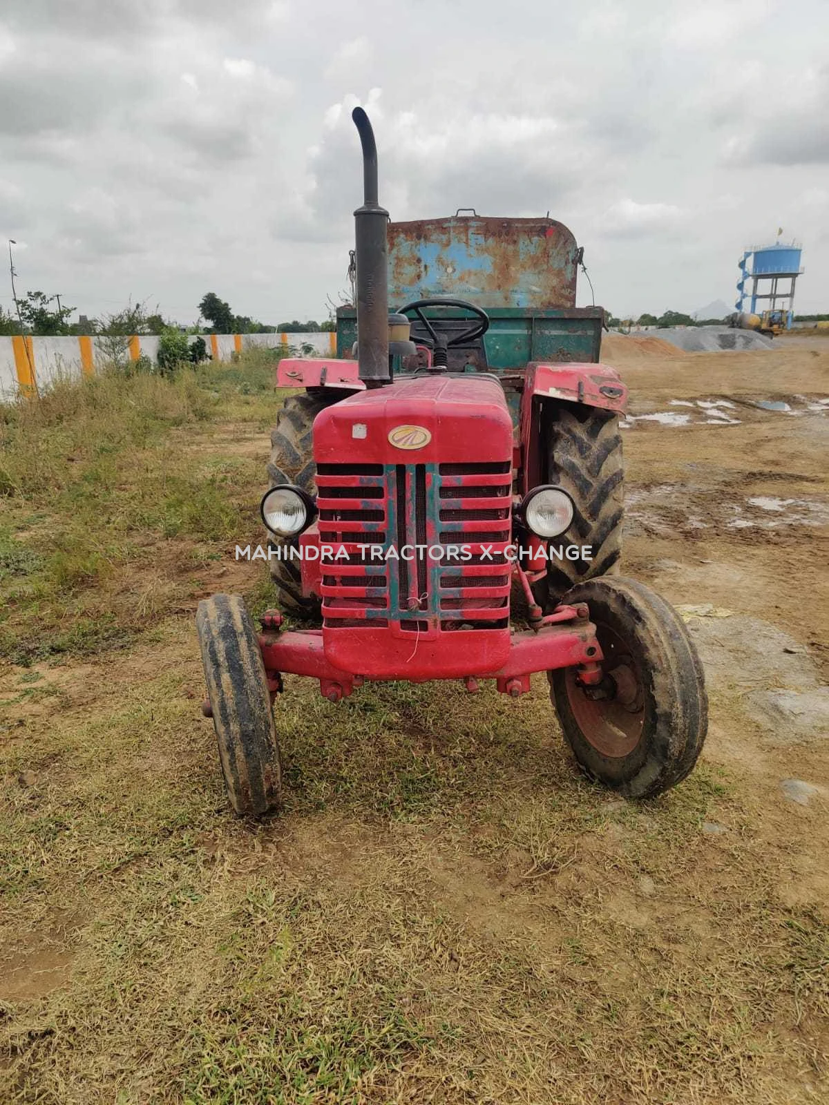 2017 Mahindra 475 DI-1