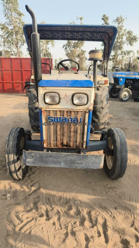 2011 Swaraj Swaraj 735 FE-4