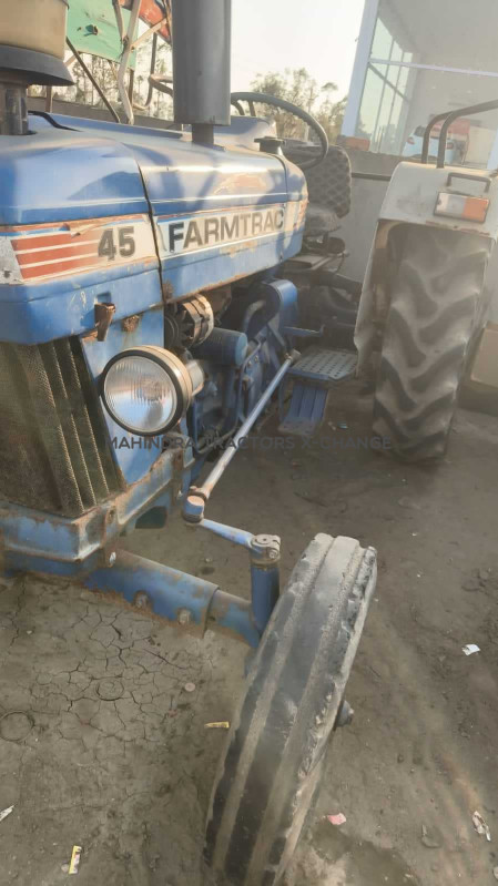 2010 Escorts FT 45-2