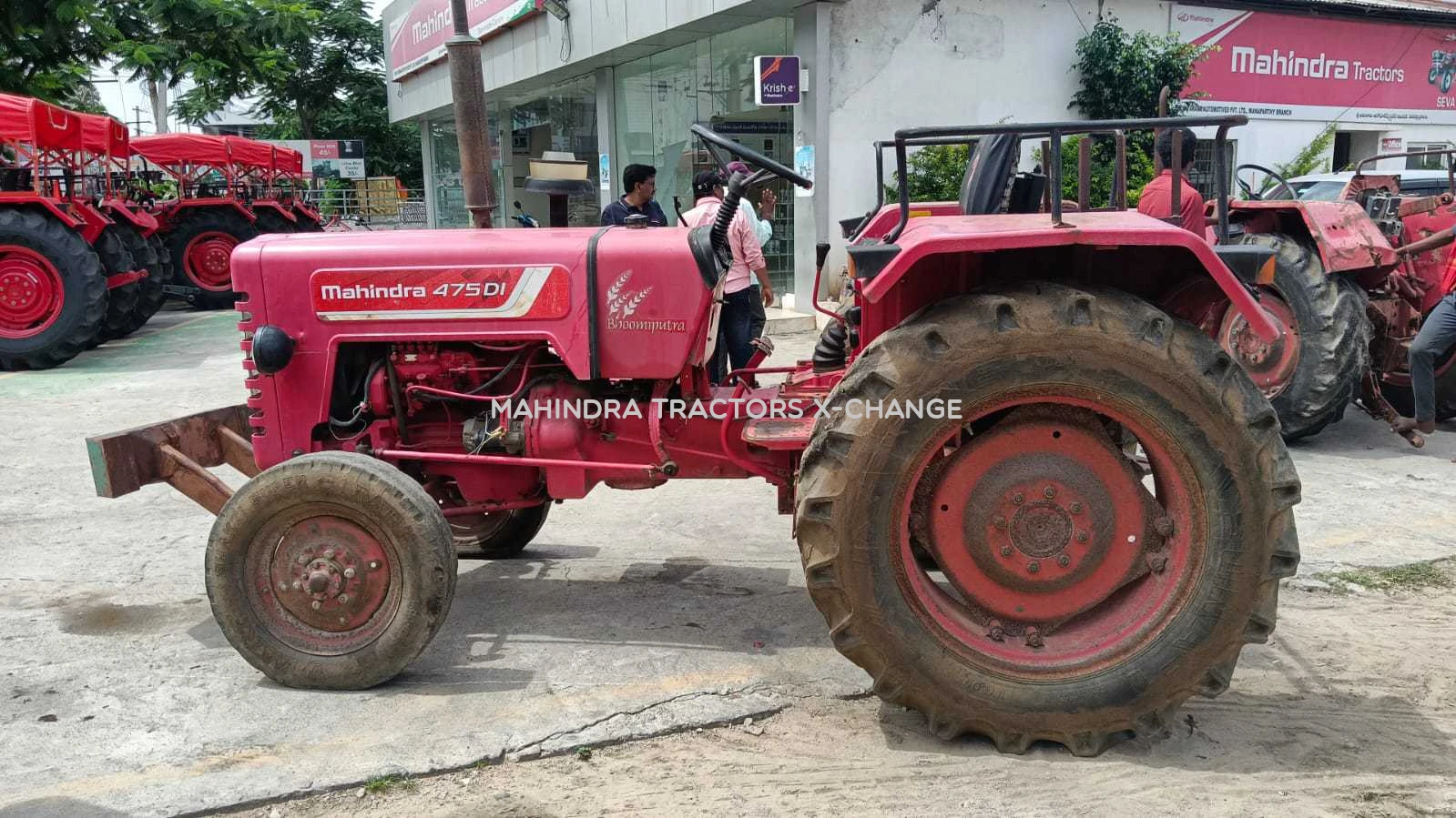 2016 Mahindra 475 DI-4