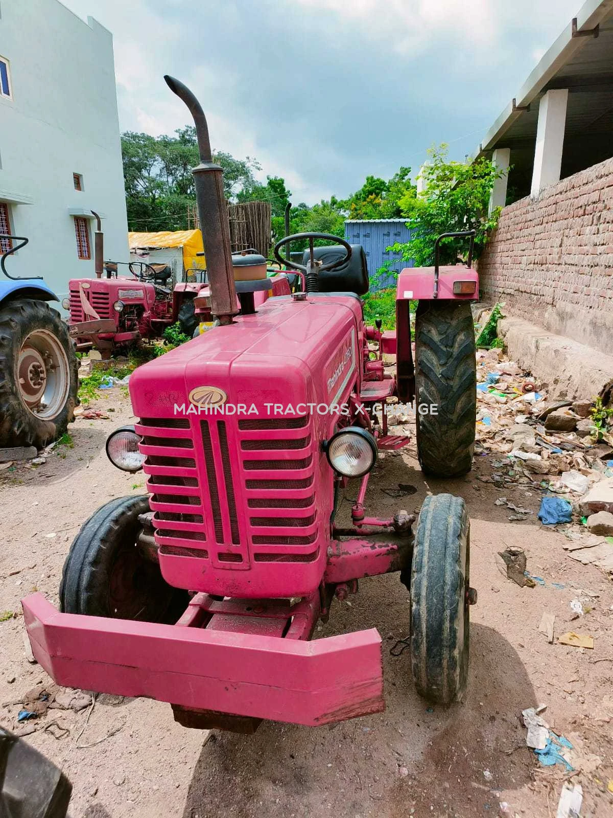 2016 Mahindra 475 DI-1