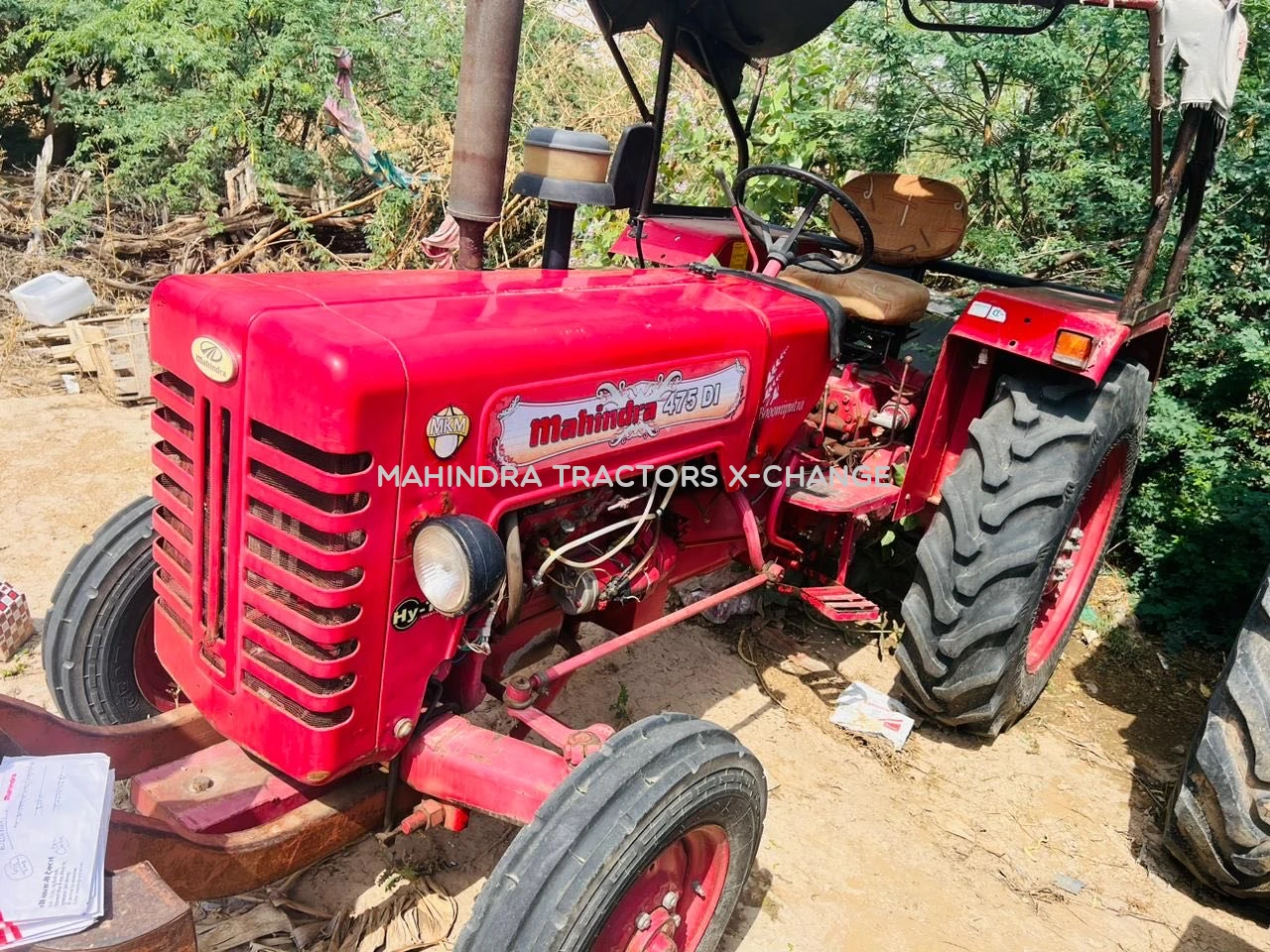 2012 Mahindra 475 DI-1