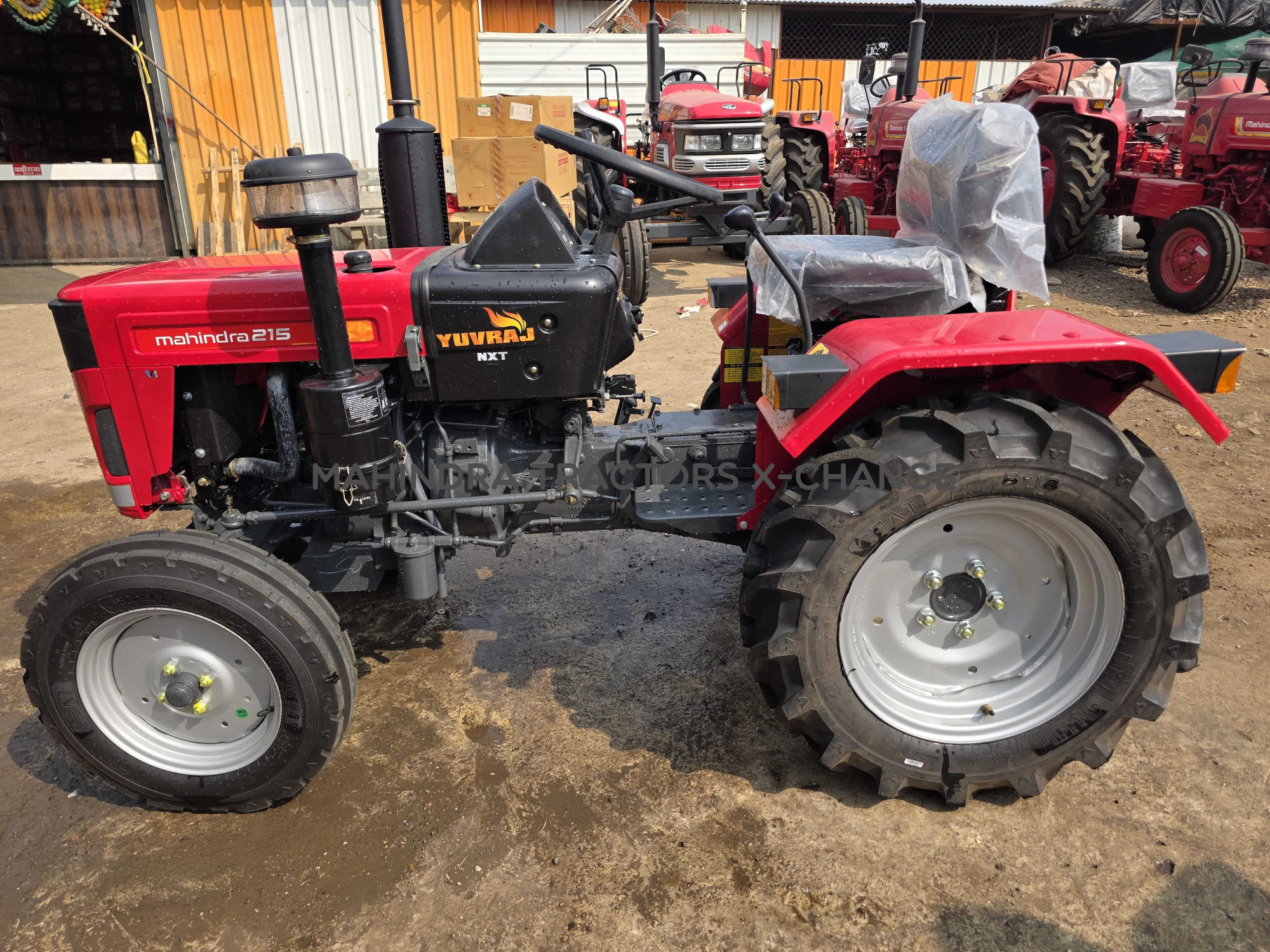 2025 Mahindra 215 Yuvraj NXT-4