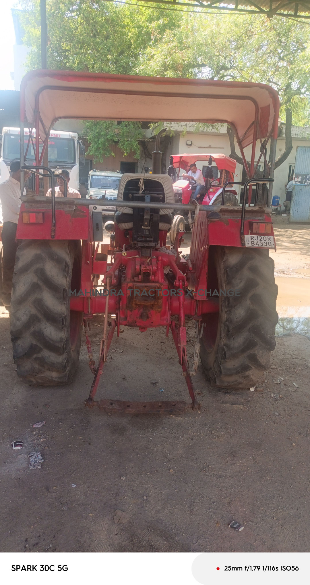 2021 Mahindra 575 DI BP-4