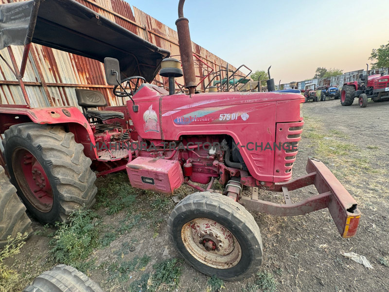 2009 Mahindra 575 DI-3