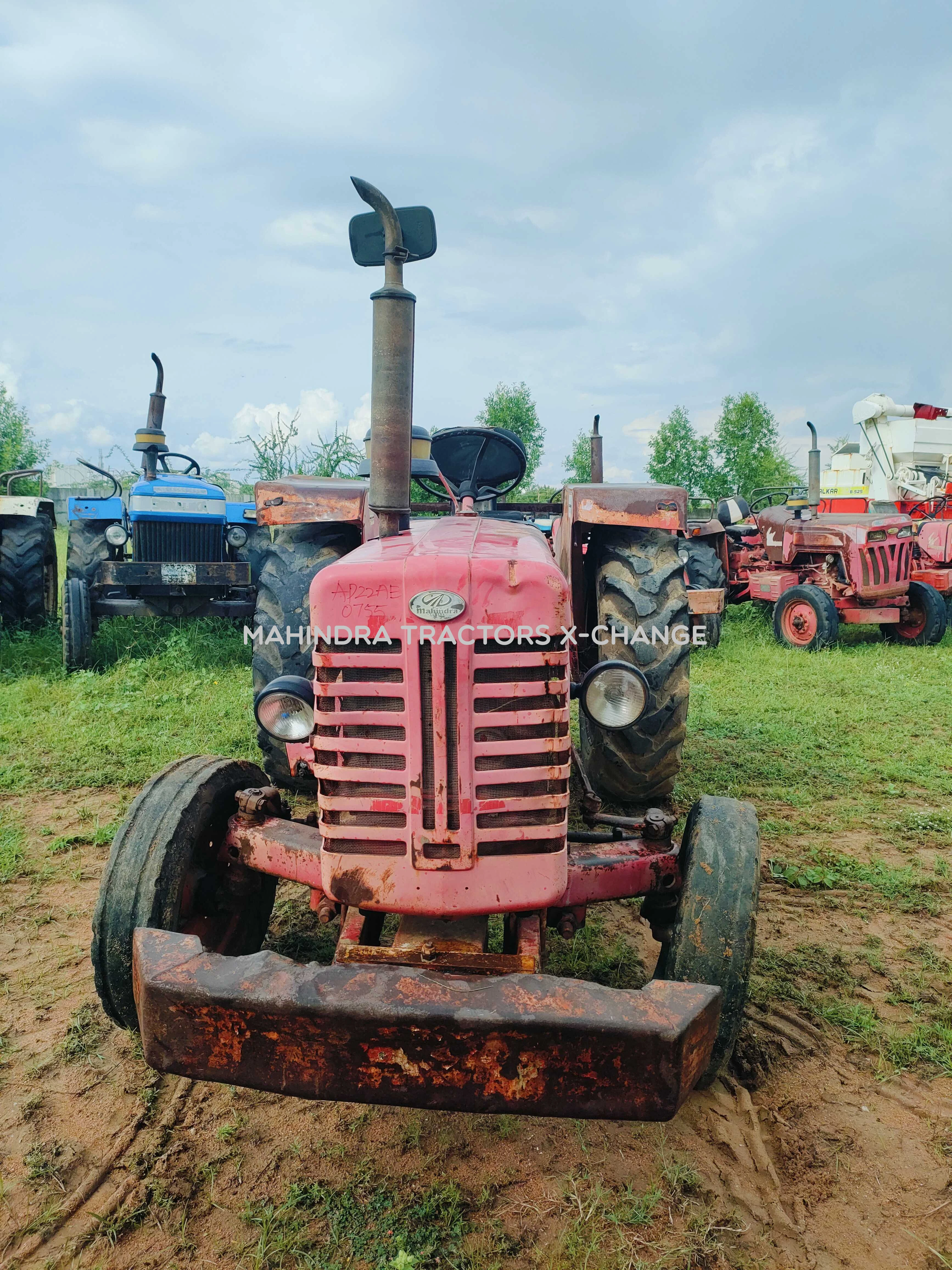 2011 Mahindra 475 DI-1
