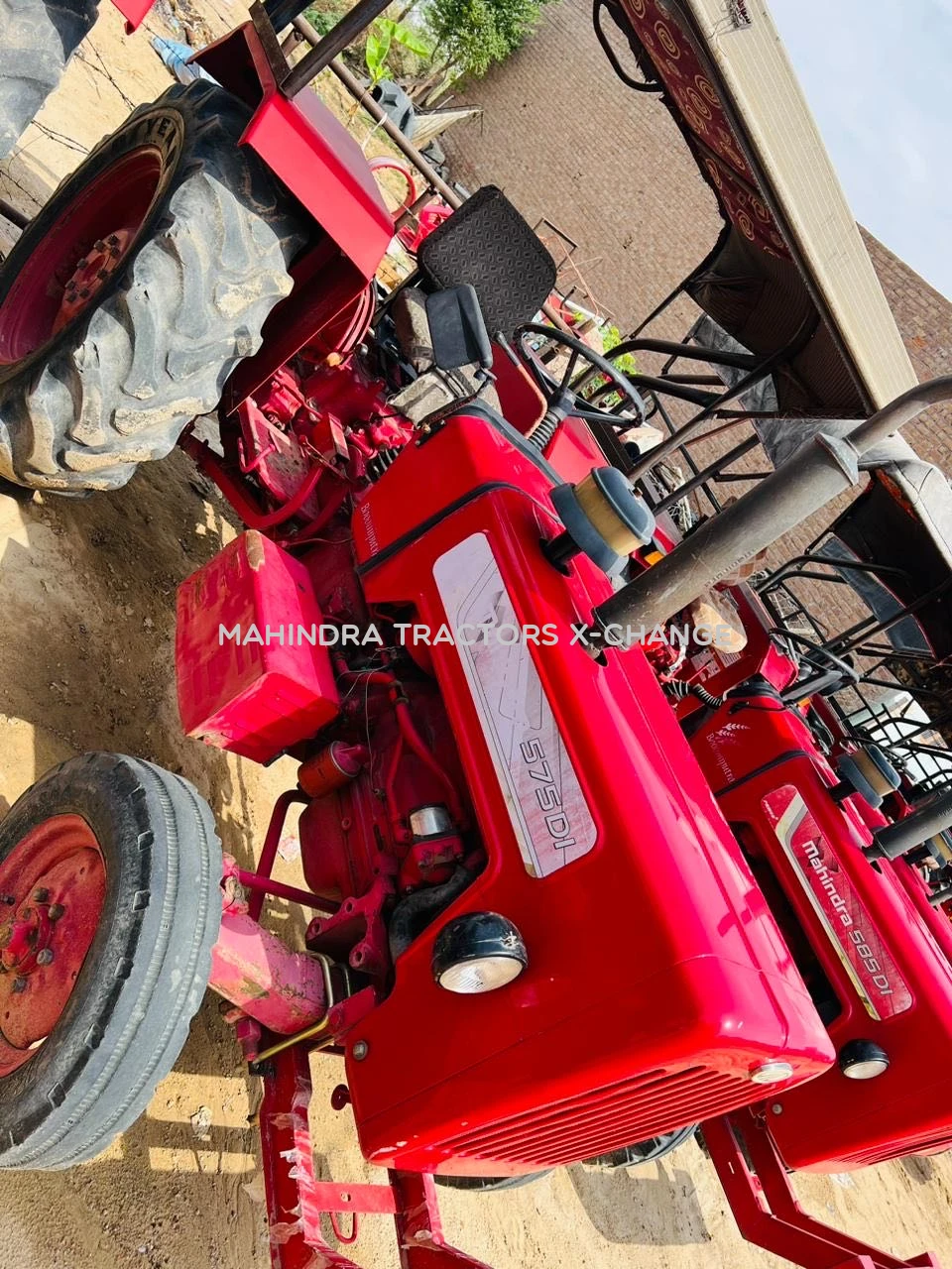 2015 Mahindra 575 DI-1