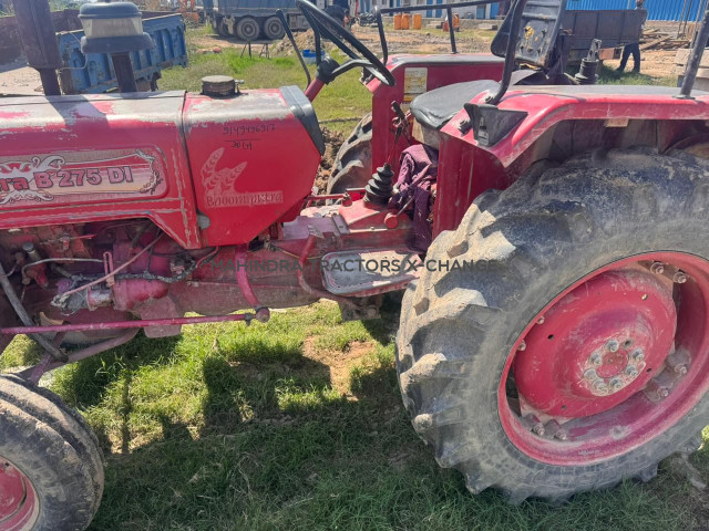 2011 Mahindra 275 DI TU-2