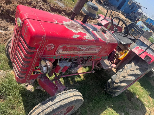 2011 Mahindra 275 DI TU-3