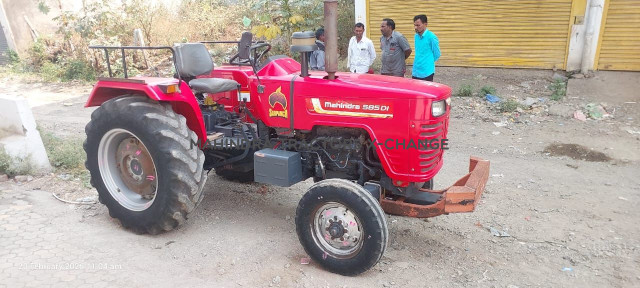 2020 Mahindra 585 DI NST-3