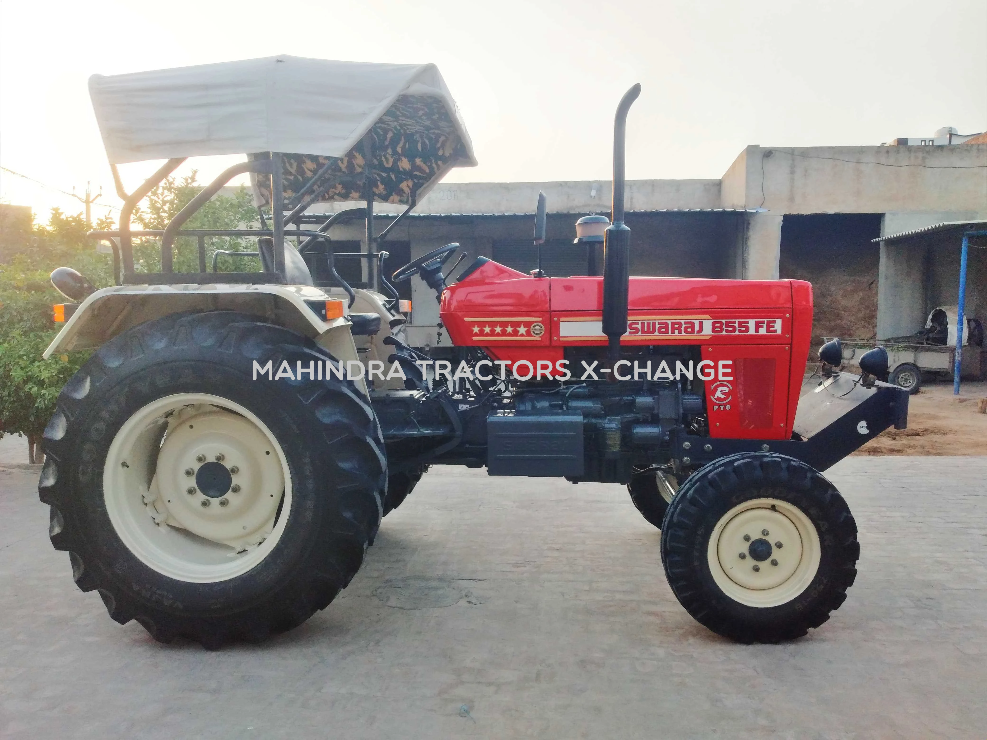 2017 Swaraj 855 FE-4