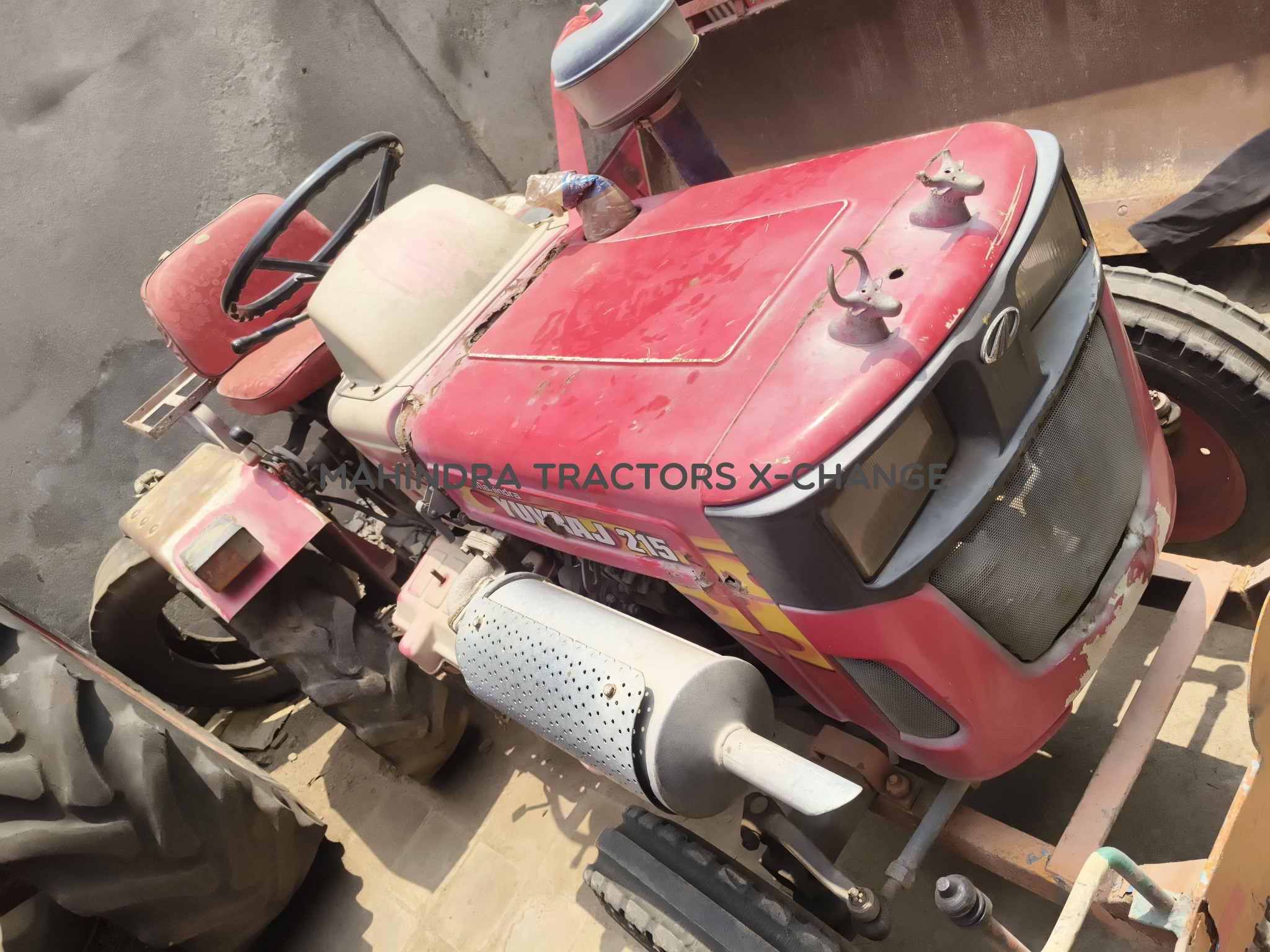 2016 Mahindra 215 Yuvraj-4