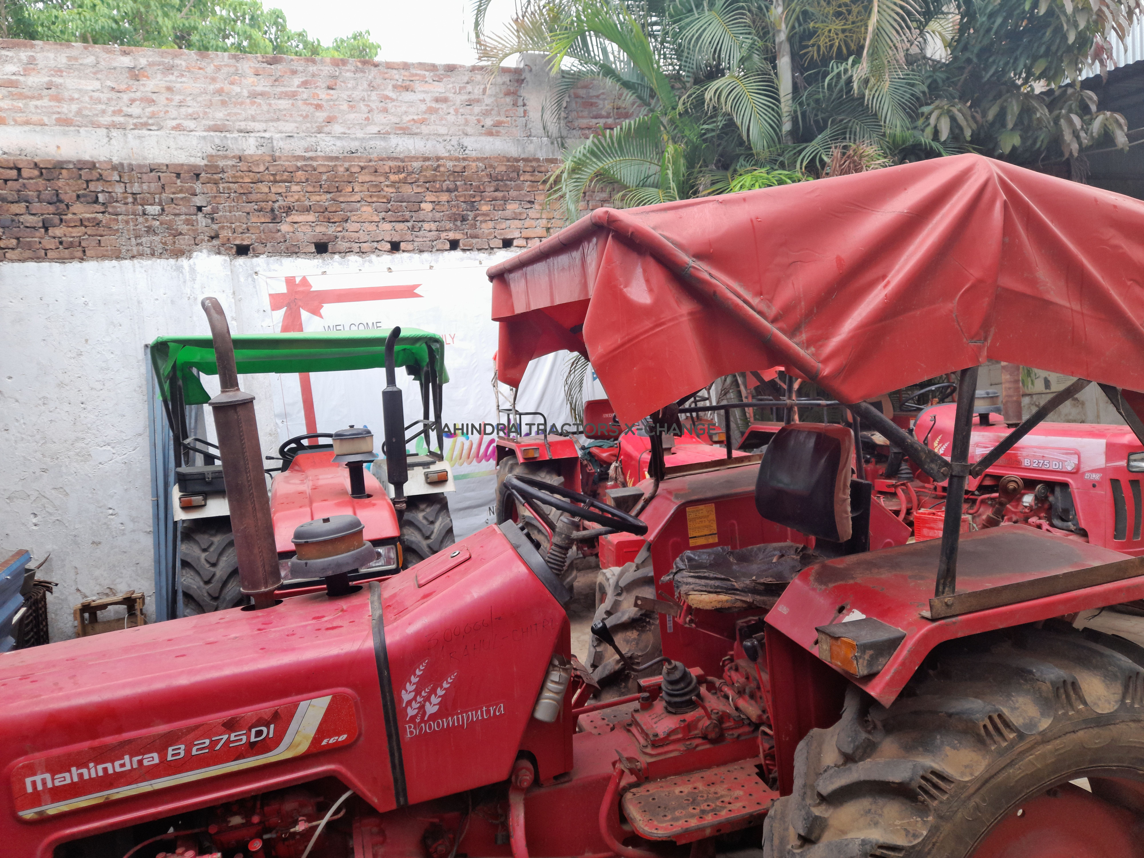 2015 Mahindra 275 ECO-4