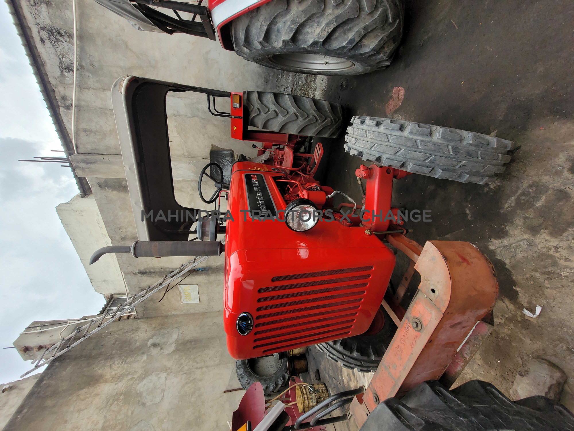 2022 Mahindra 575 DI XP Plus-2