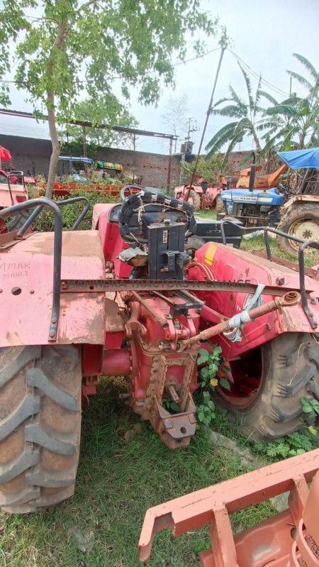 2006 Mahindra 275 DI-3