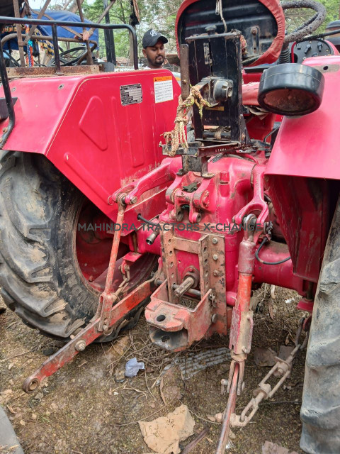 2021 Mahindra 275 DI TU-2