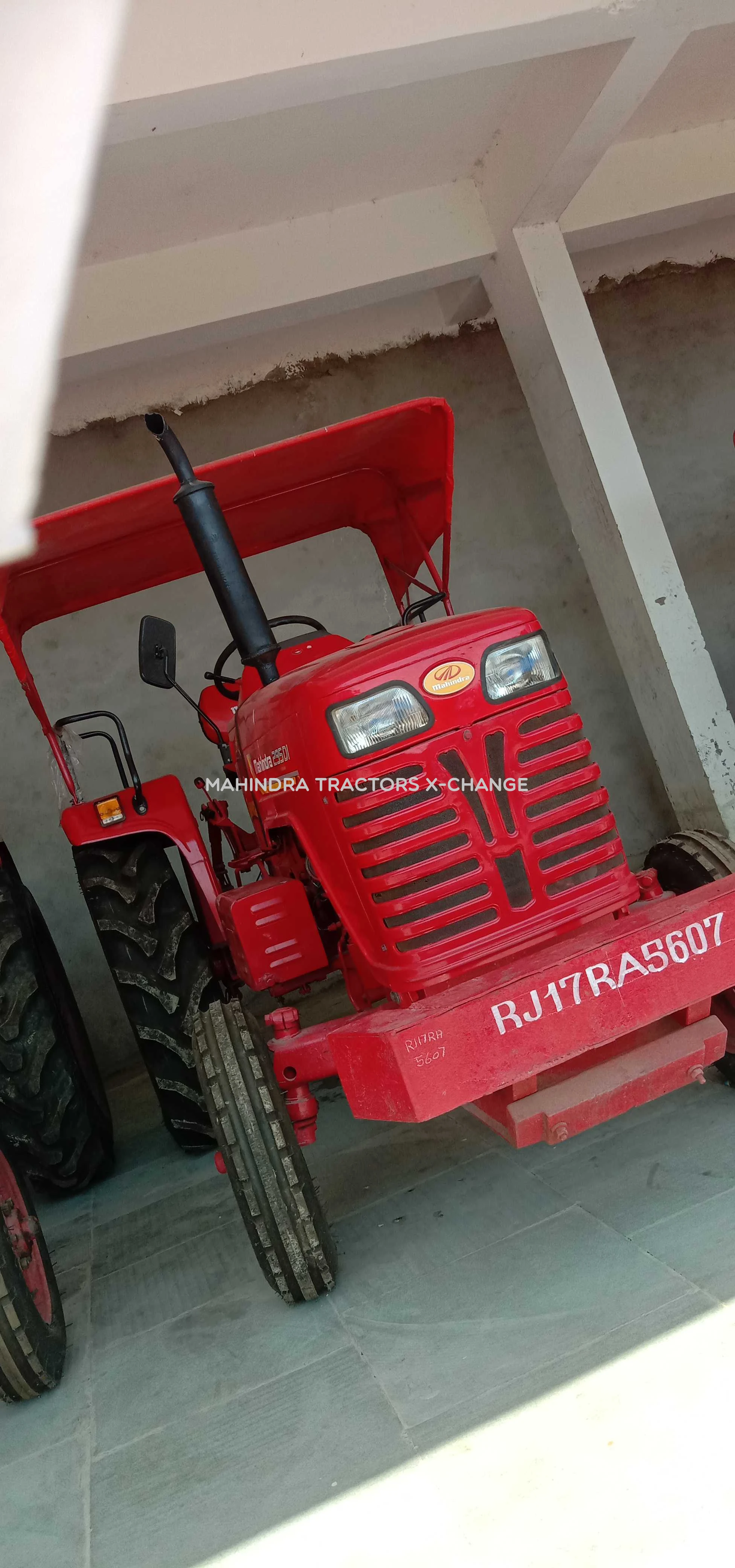 2011 Mahindra 295 DI Turbo-1