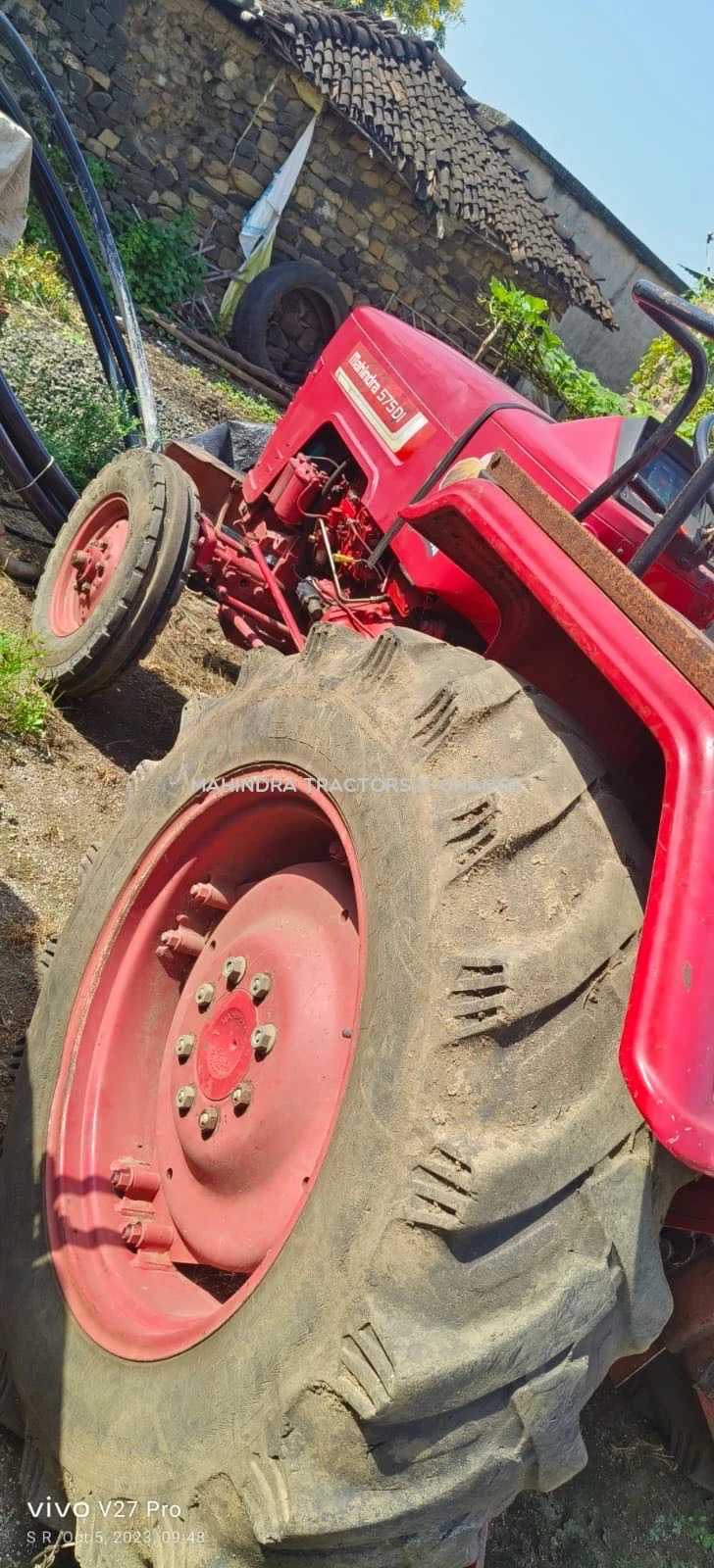 2015 Mahindra 575 DI-5