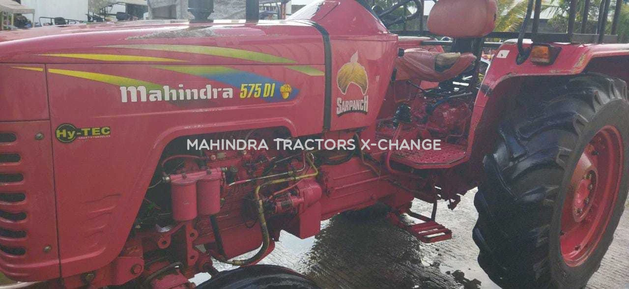 2011 Mahindra 575 DI-1