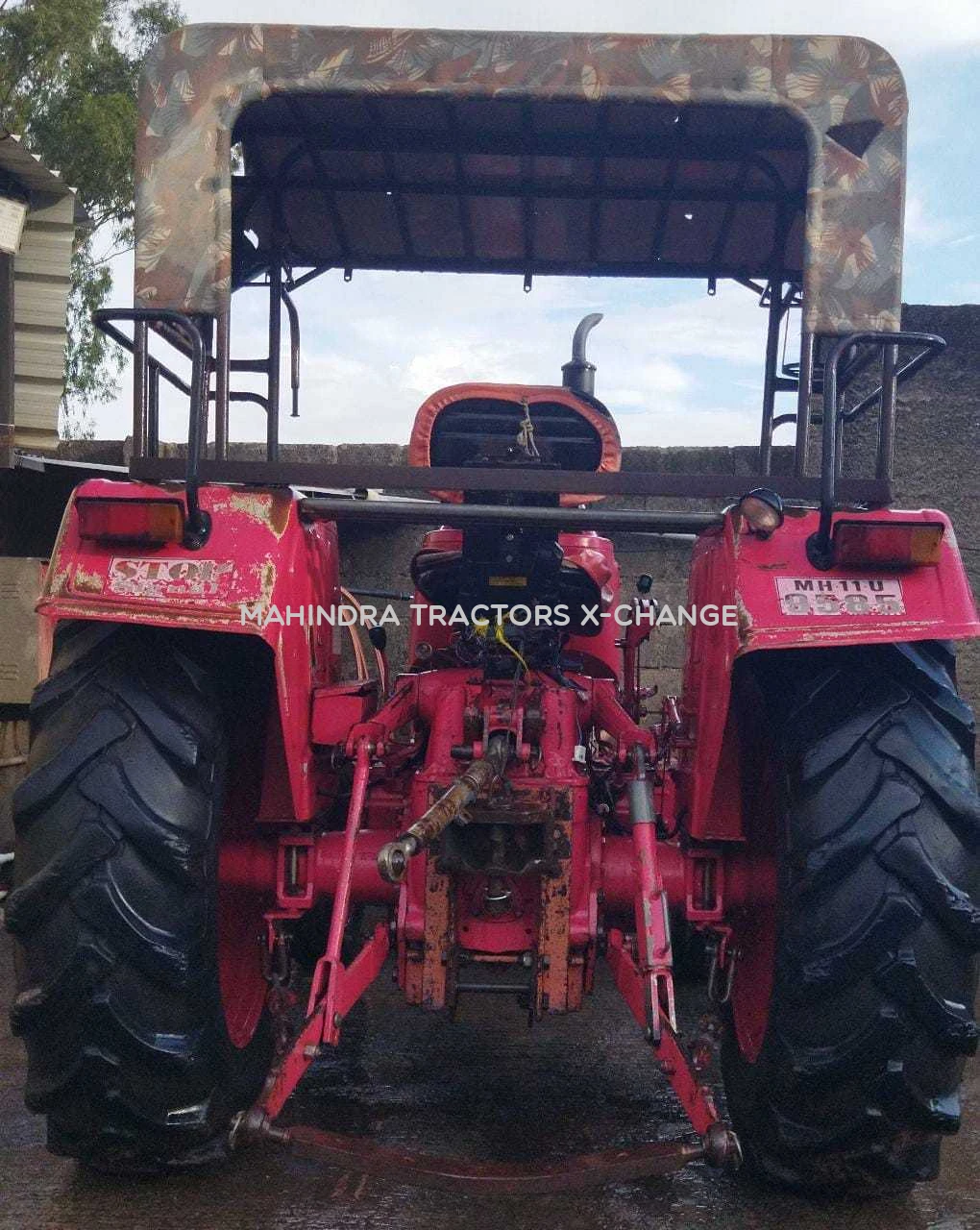 2011 Mahindra 575 DI-4