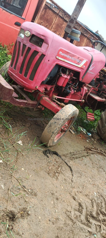 2016 Mahindra 275 DI NBP-2