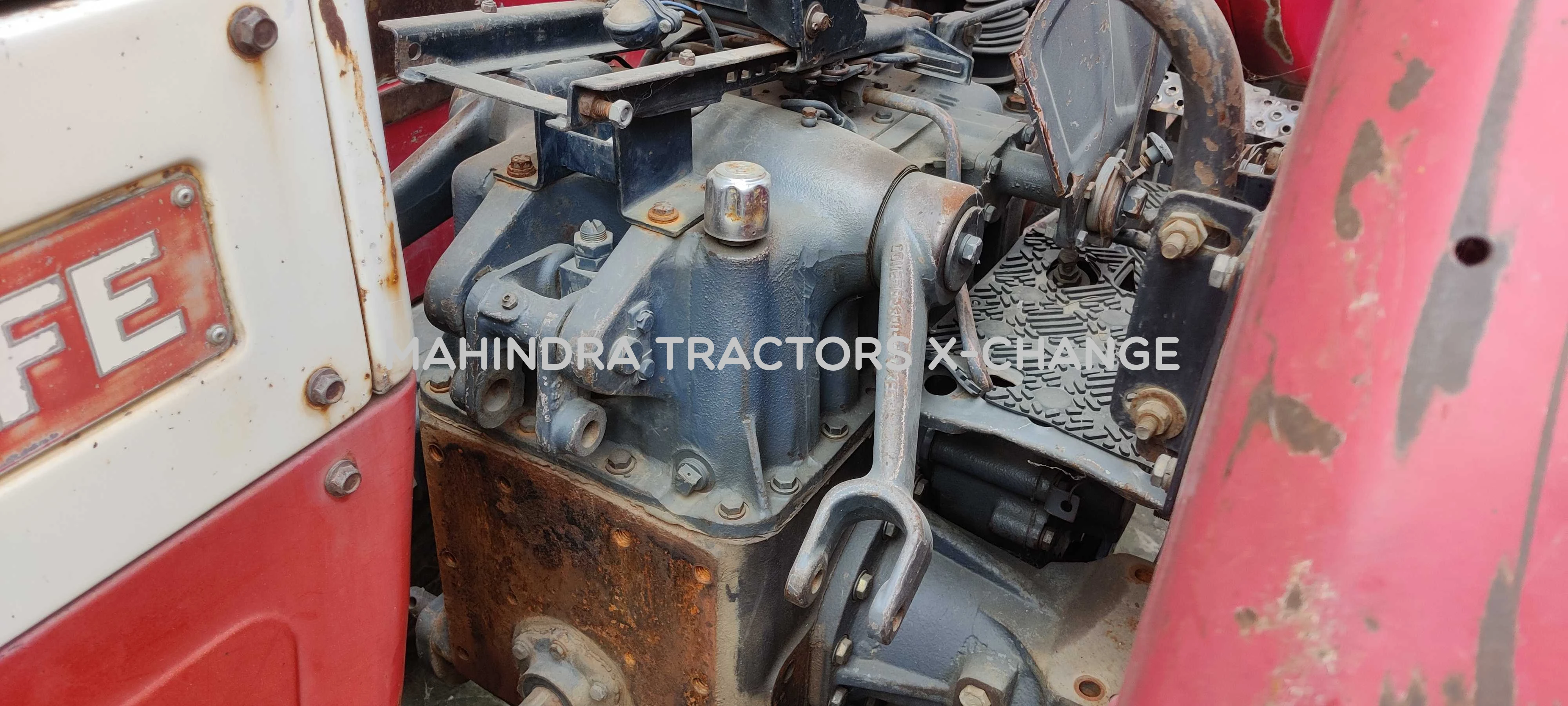 2013 Mahindra 555 DI Power Plus-4