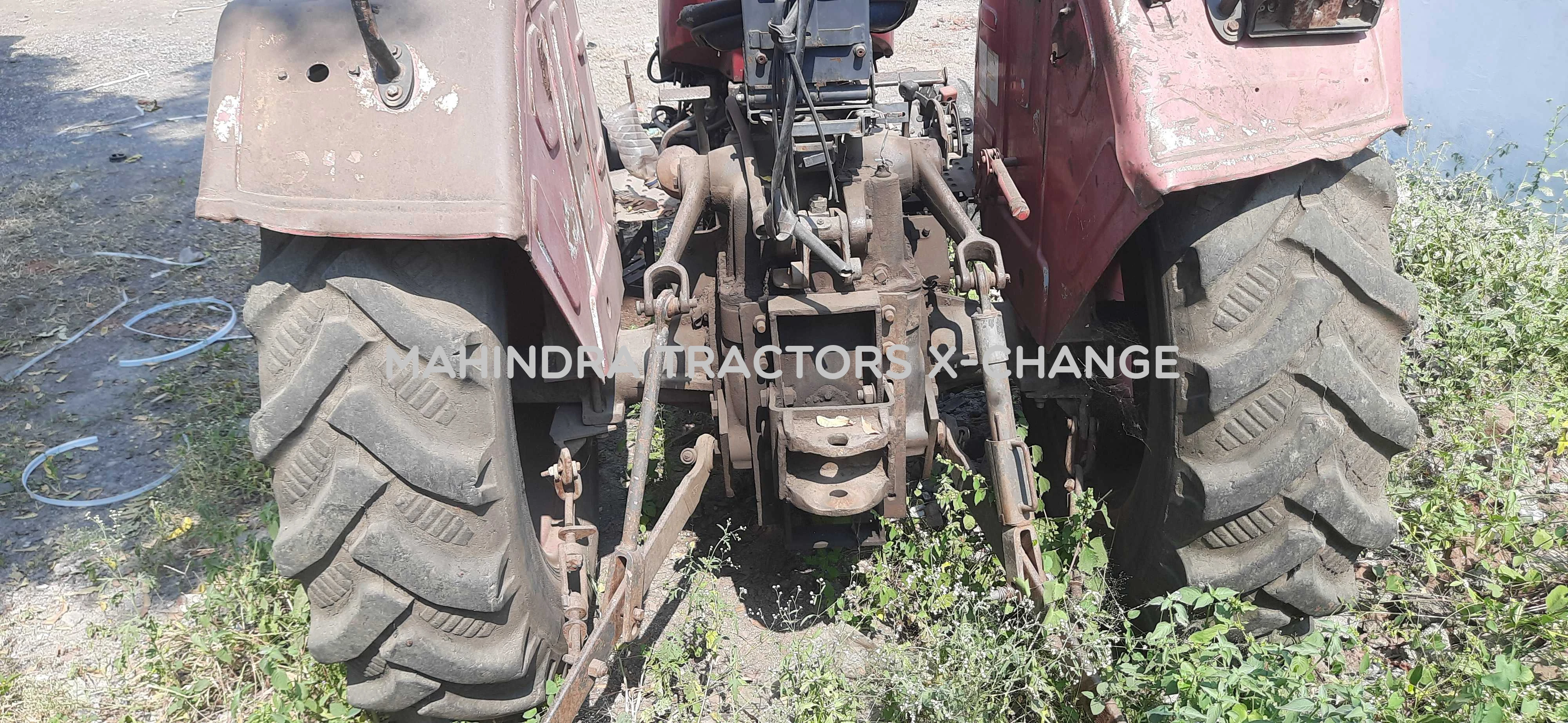 2006 Mahindra 575 DI-3