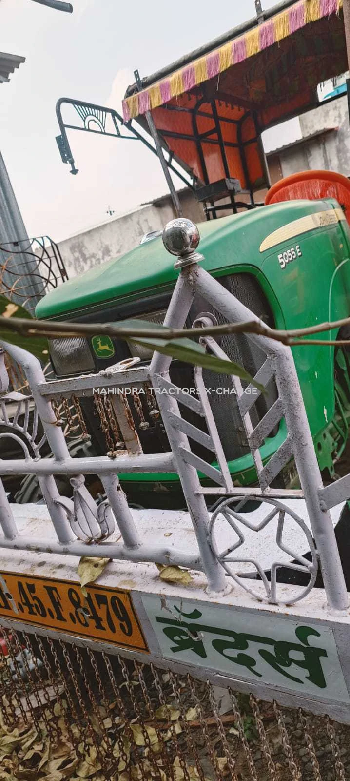 2011 John deere 5055 E-1